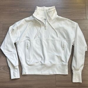 Old Navy Active funnel neck quarter zip pullover sweatshirt in cream. Size Med